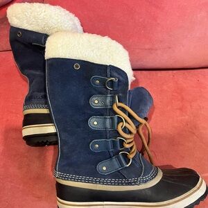 Sorel Blue and White Winter Rain Boots with Faux Fur Trim